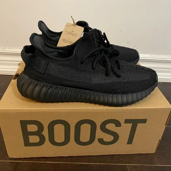 Yeezy 350 V2